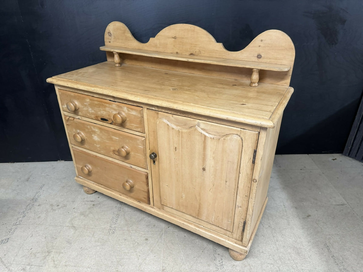 Smaller Pine Dresser