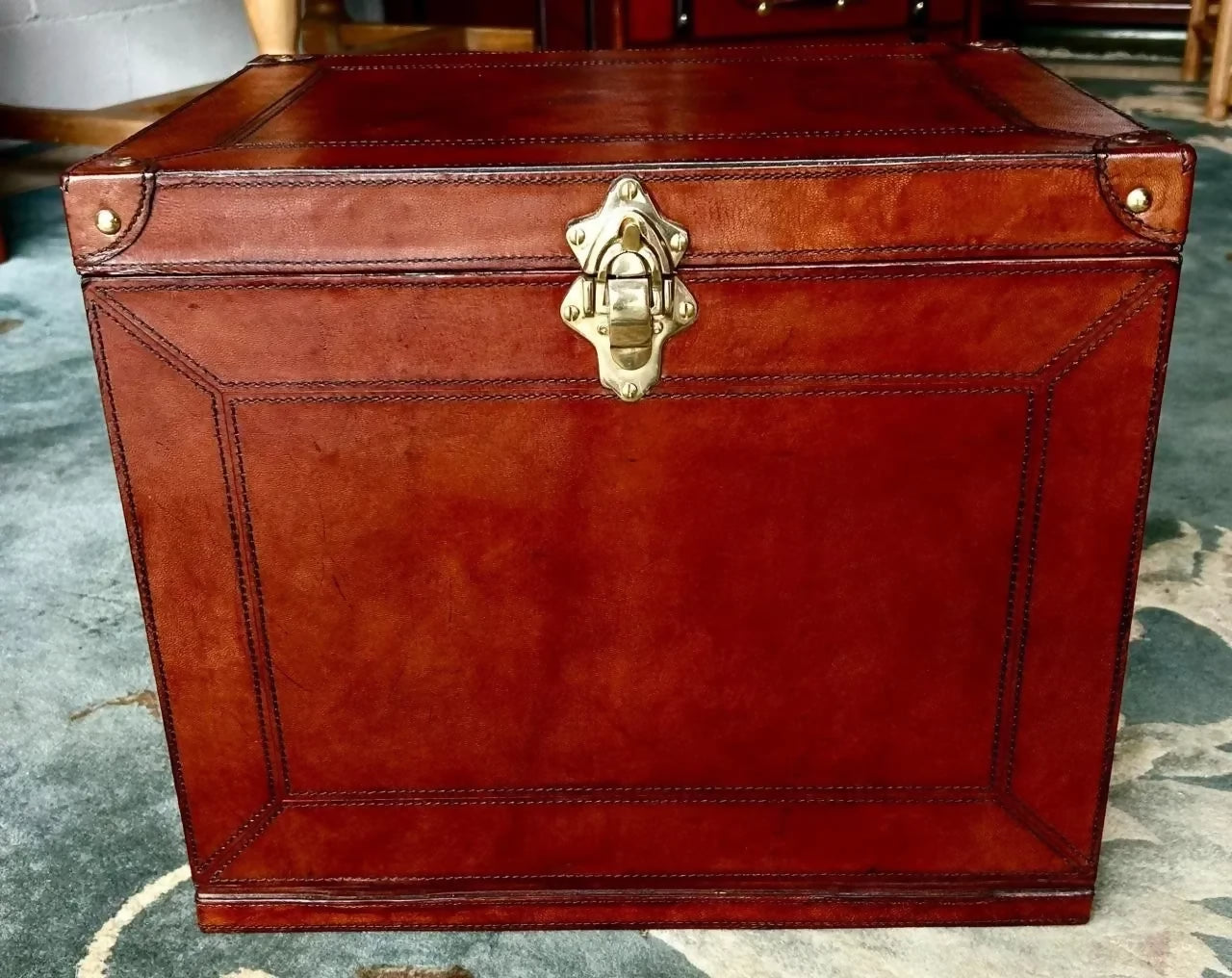 Vintage Style Leather Campaign Portable Drinks Picnic Bar On Stand incl Extras