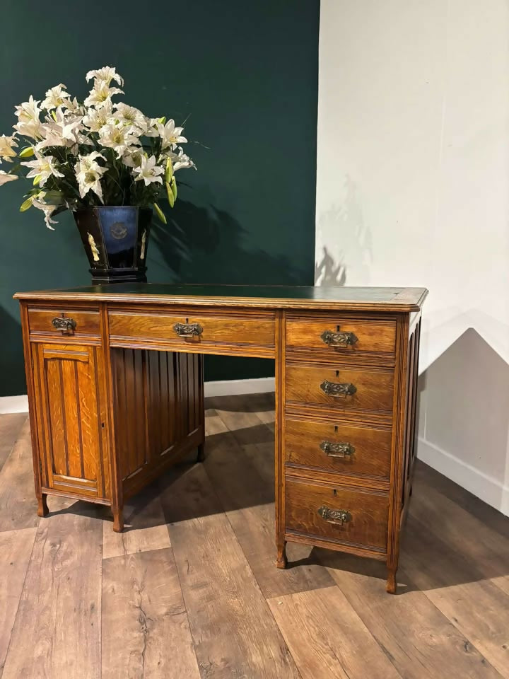 Victorian Oak Twin Pedestal Desk