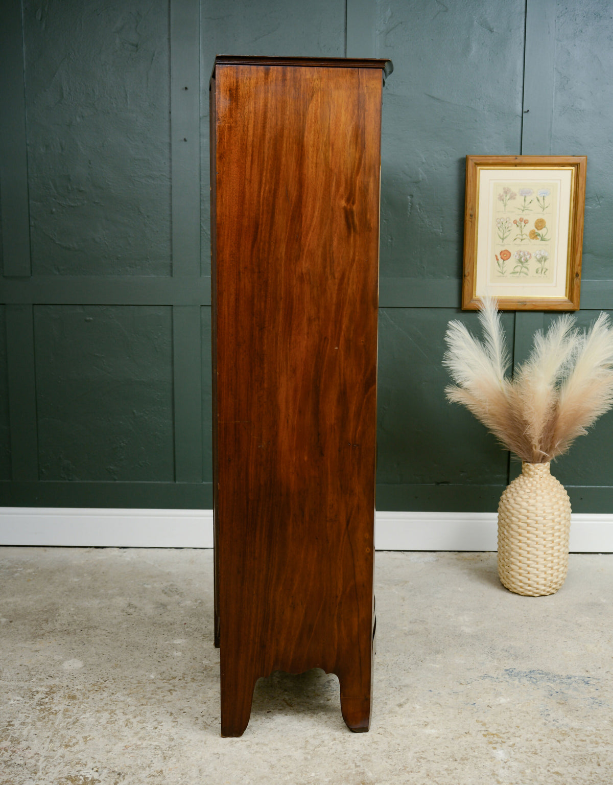 Georgian Mahogany Hall Robe / Single Wardrobe / Coat Storage