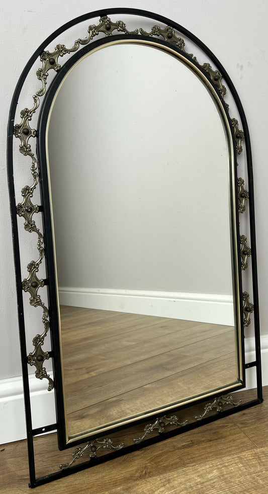 Mirror Vintage French Style Carved Decorative Metal Frame Wall Mirror LOT 6323