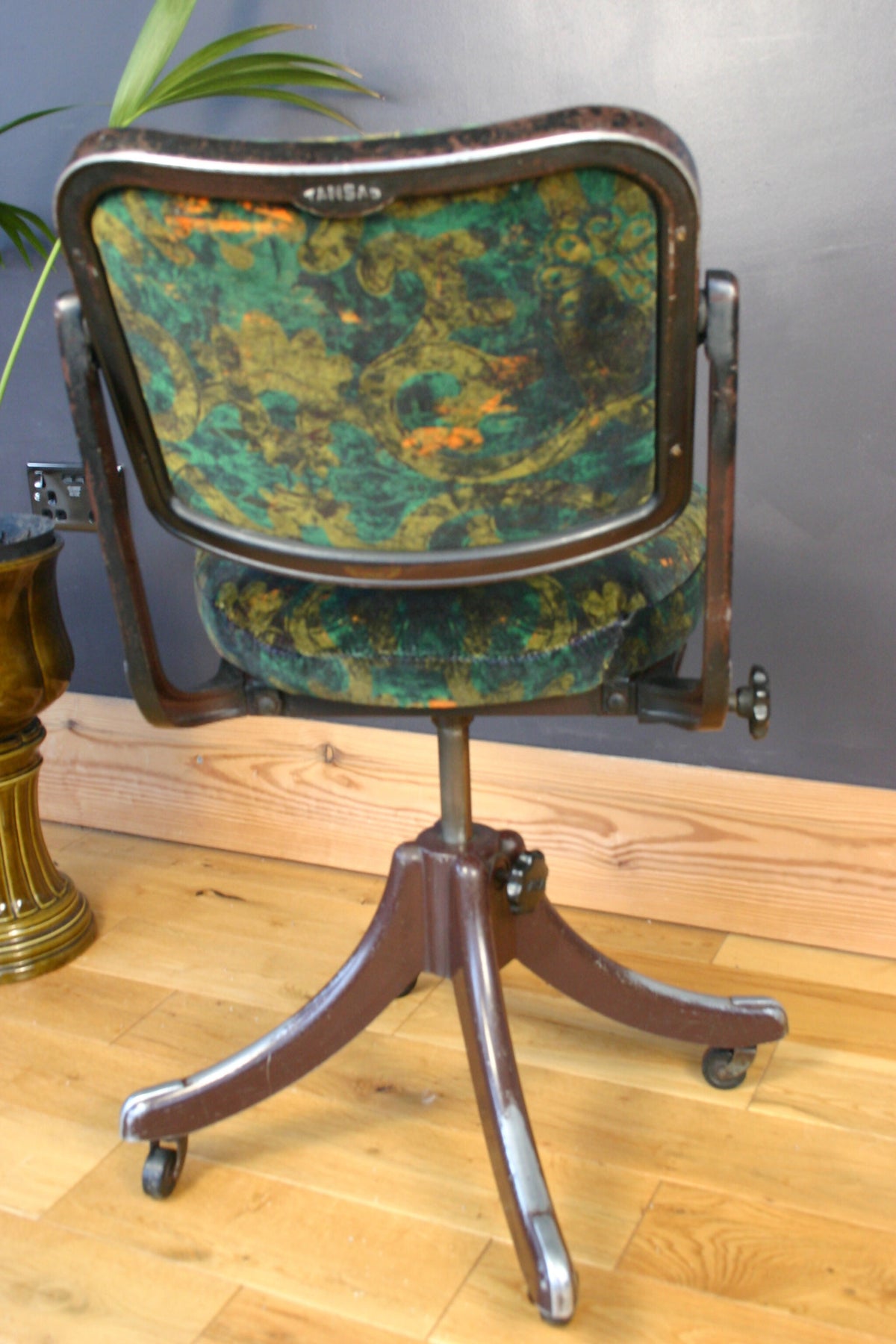 Refurbished Vintage 1950s Tansad Industrial Swivel Chair in Blackpop Velvet