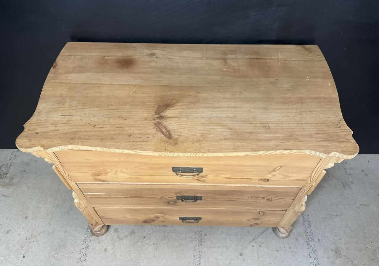 Pine 3 Drawer Chest of Drawers