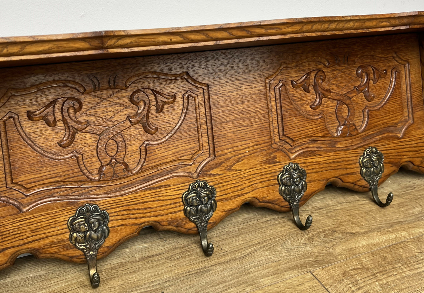 Coat Rack Vintage French Carved Oak Wall Mounted 6 Hooks Rack Hanger LOT 6227