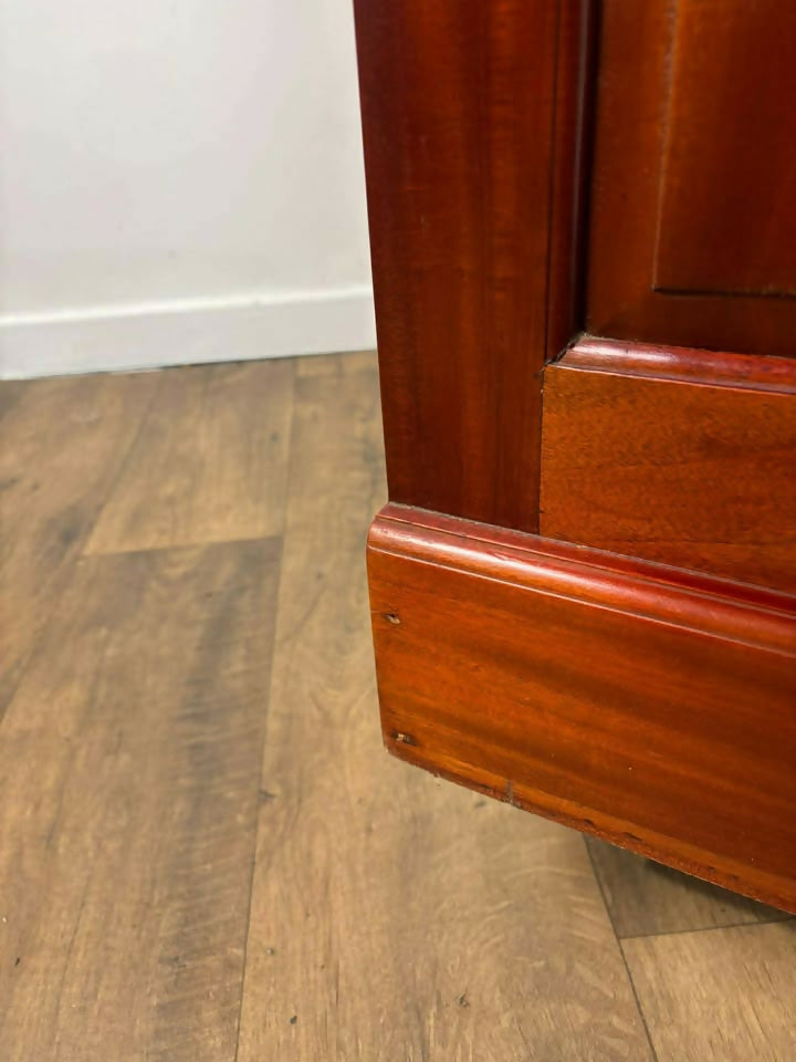 Reproduction Victorian Style Mahogany Six Drawer Bedroom Chest