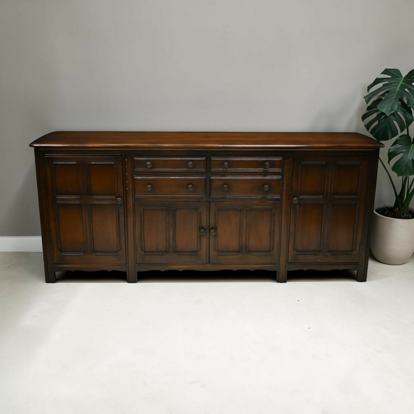 Ercol Large Grand Sideboard Model #570 215cm/7foot Wide Storage FREE UK Delivery