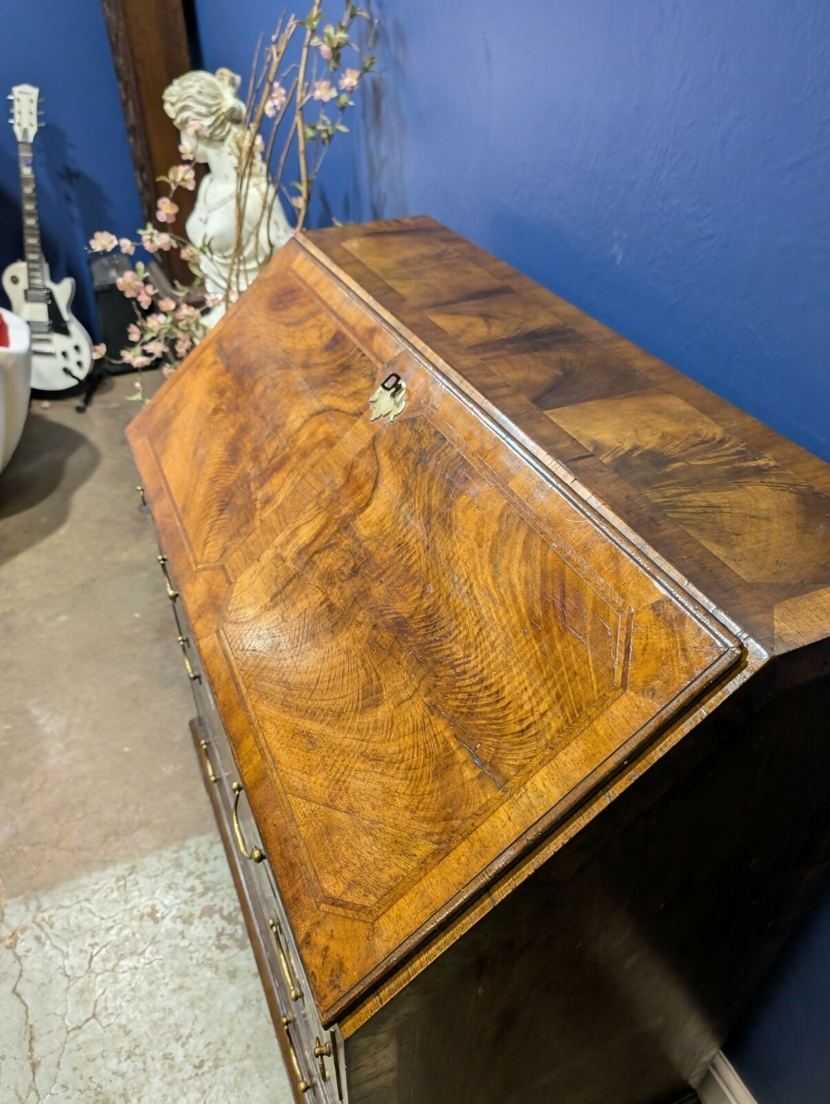 George II Walnut Burr Writing Bureau Desk Antique Beautiful Stunning