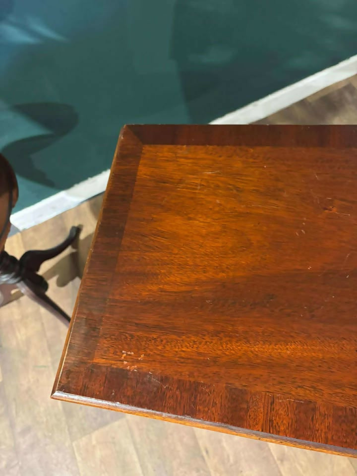 Reproduction Mahogany Cabinet xc