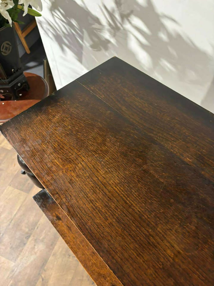 Early 20th Century Small Oak Court Cupboard