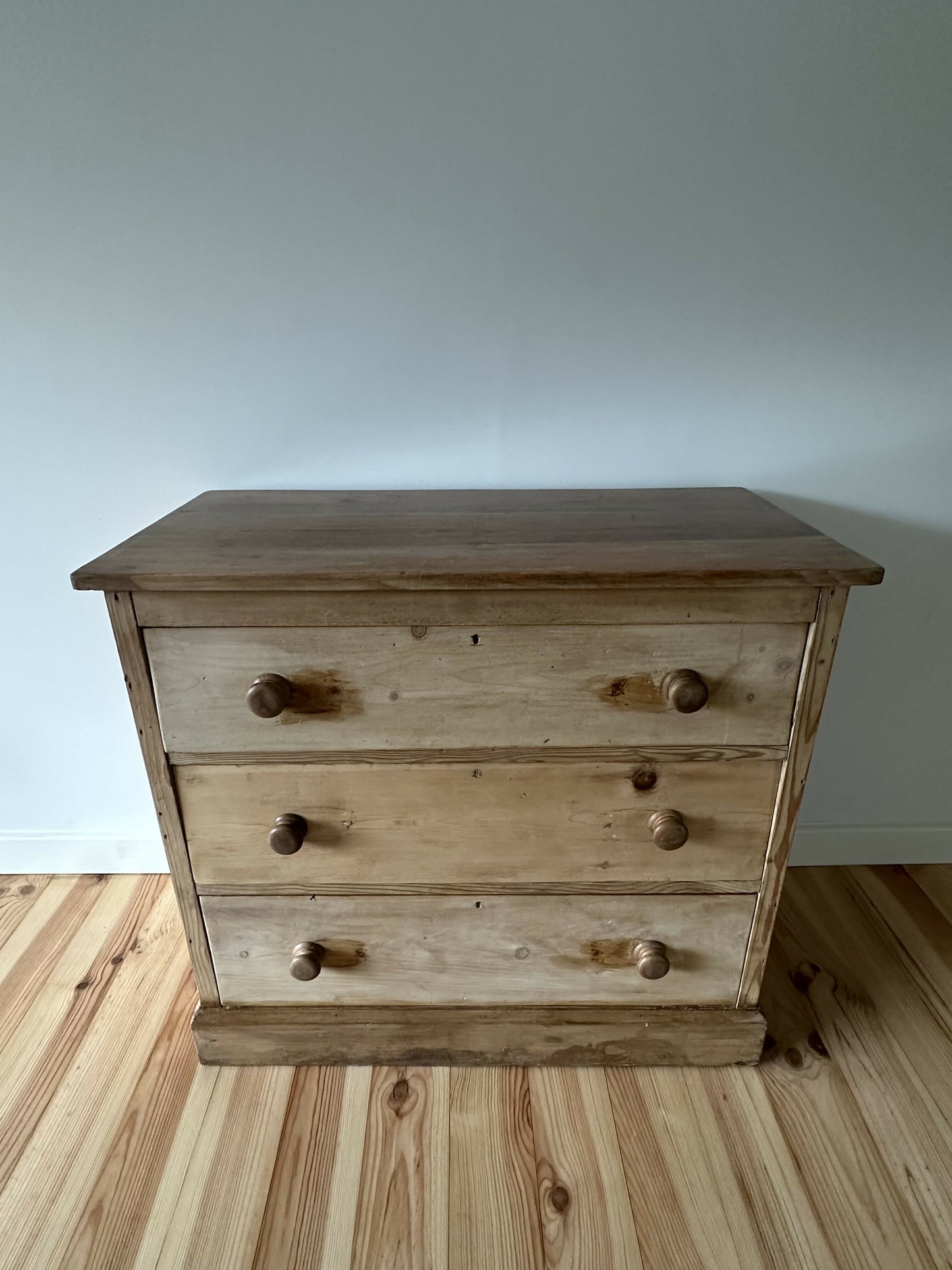 Antique Victorian Pine Chest of Drawers Rustic Solid Stripped Pine