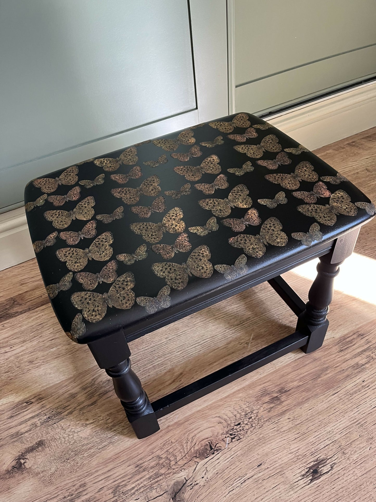 Ercol Table With Decoupage