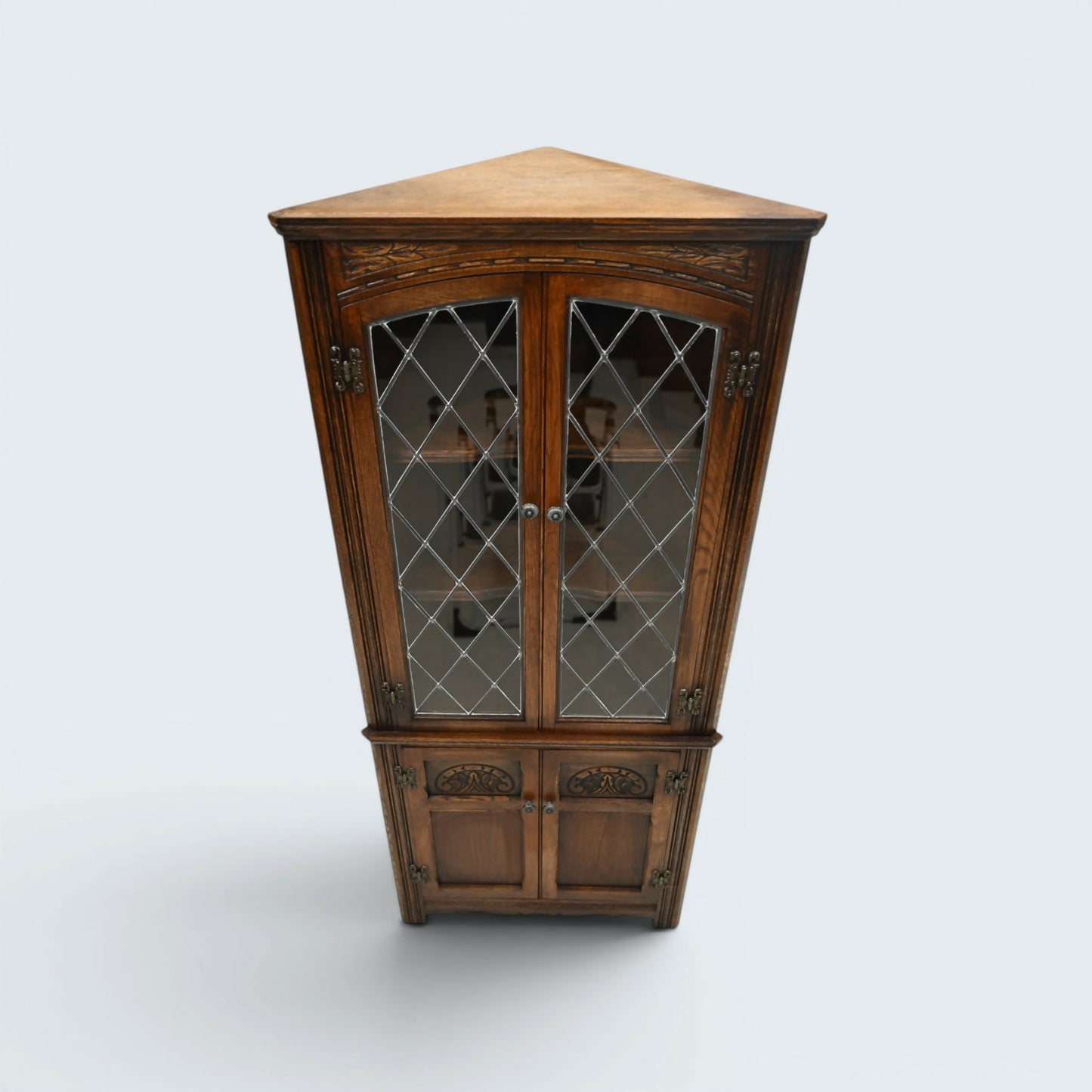 Old Charm Corner Display Cabinet with Leaded Glass Light Oak FREE UK Delivery*