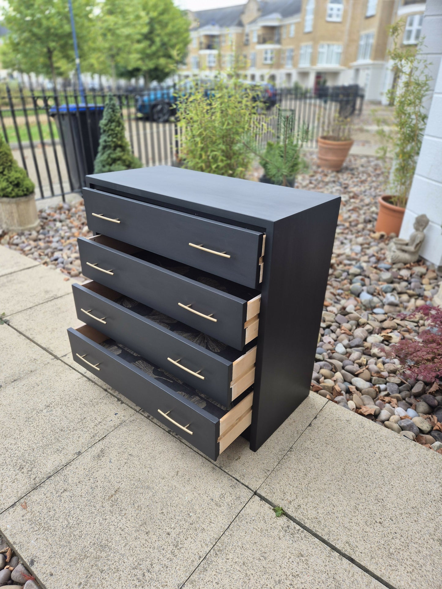 Contemporary Chest of drawers