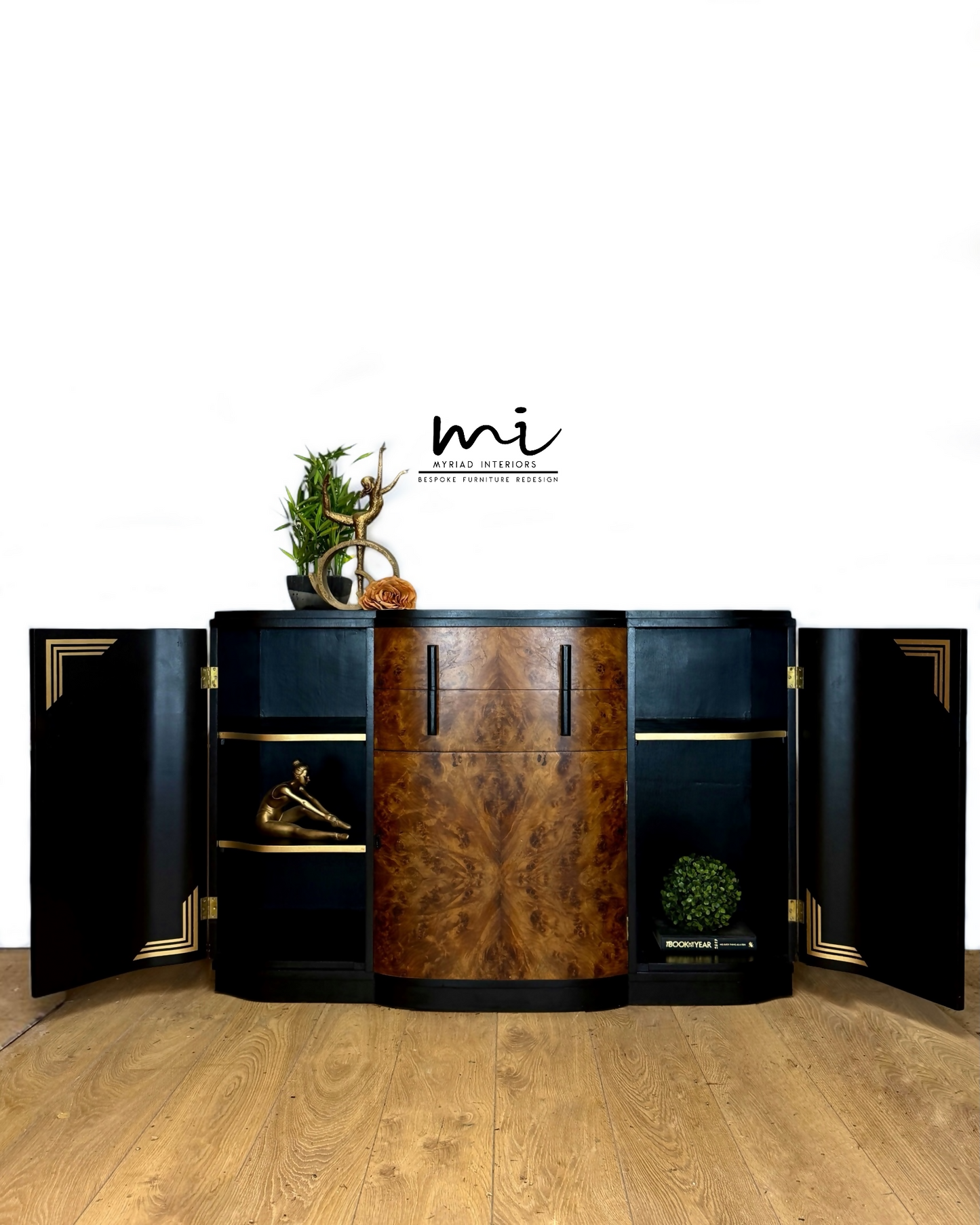 Refinished Art Deco Burl Walnut and Black Sideboard, drinks cabinet, 1930s, buffet