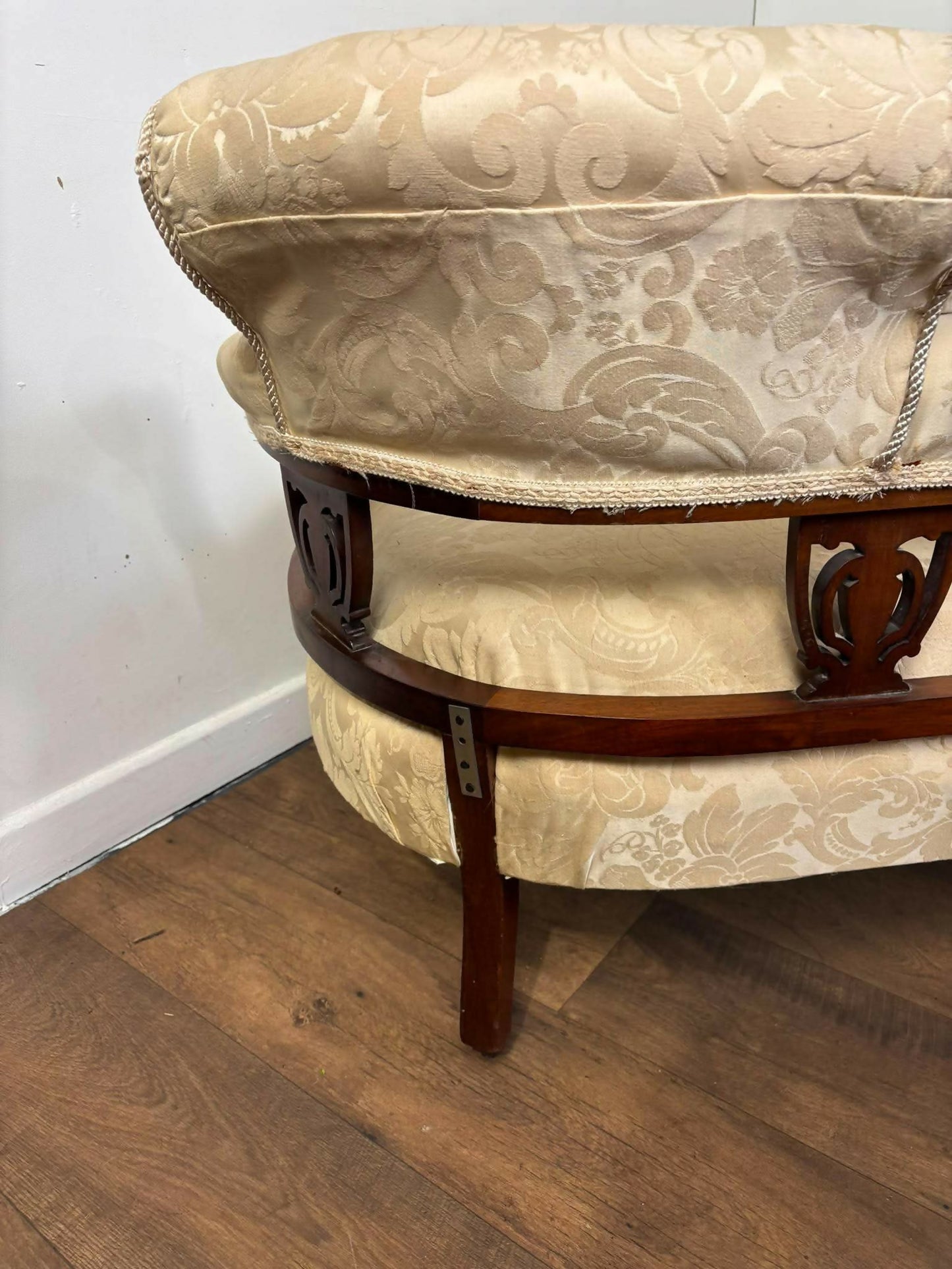 Victorian Mahogany Chaise Longue