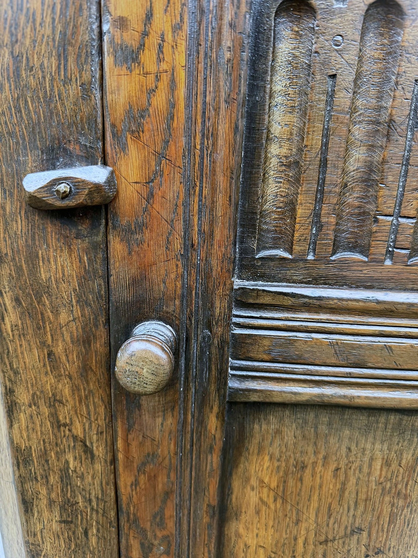 Oak Corner Cupboard Titchmarsh Goodwin