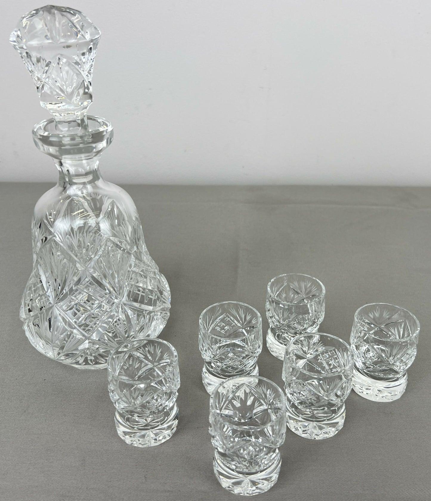 Carafe Set Vintage Style Crystal Cut 6 Shot Glasses and Tray LOT 6436