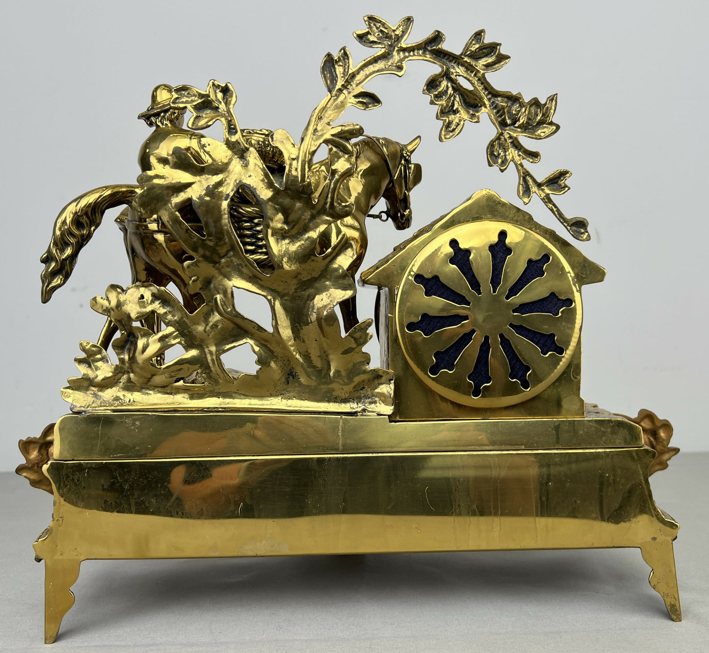Clock Vintage French Style Quartz Ornate Horse Figure Mantel Clock LOT 6435