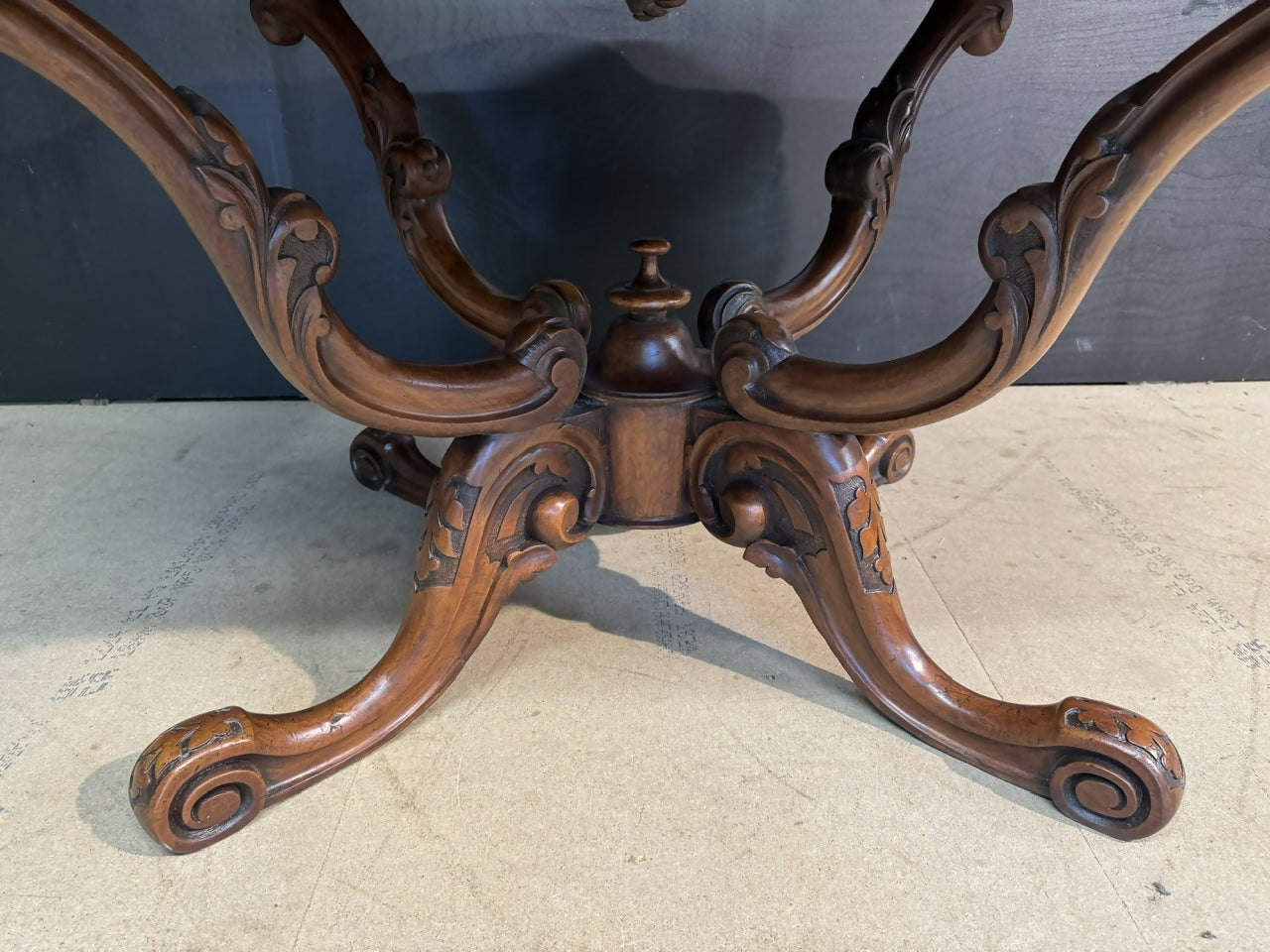 Fine Burr Walnut Centre Table