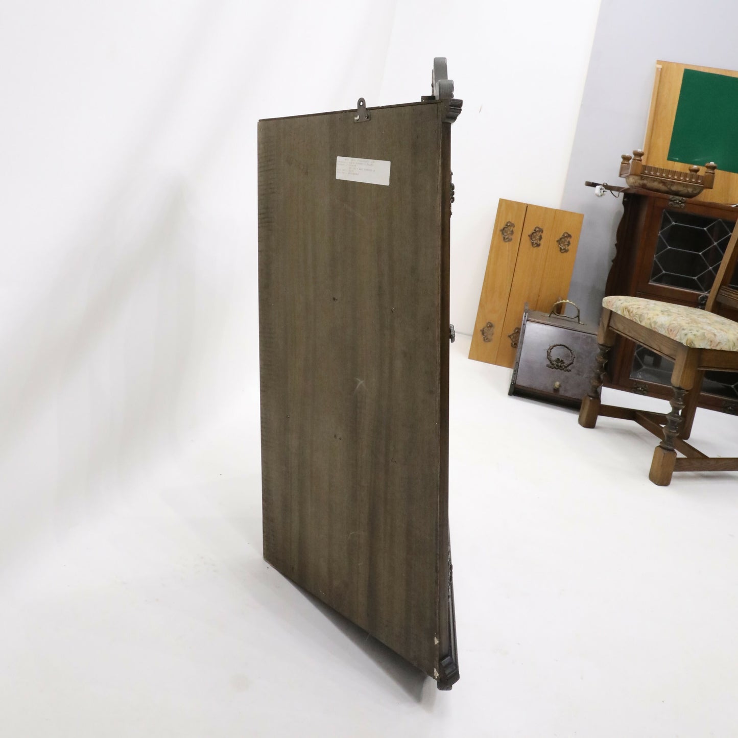 Old Charm Oak Hanging Corner Display Cabinet in Jacobean Brown FREE UK Delivery. SBR9643/0910D