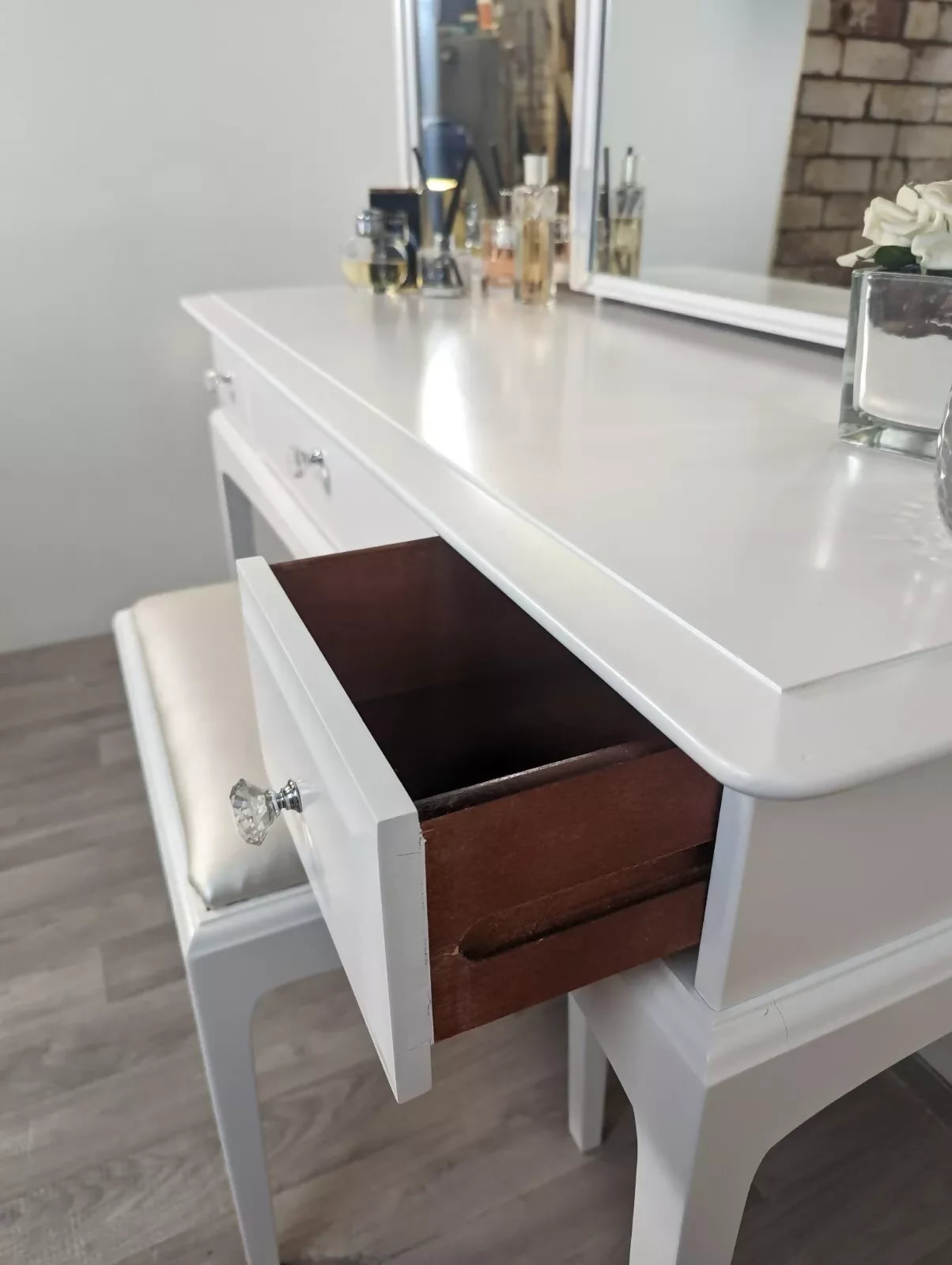 Stag Minstrel Dressing Table Mirrors & Stool