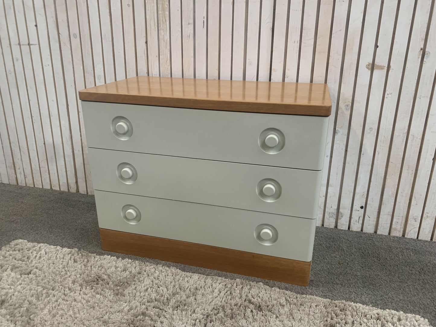 Retro Stag Nocturne Chest of 3 Drawers white and oak.