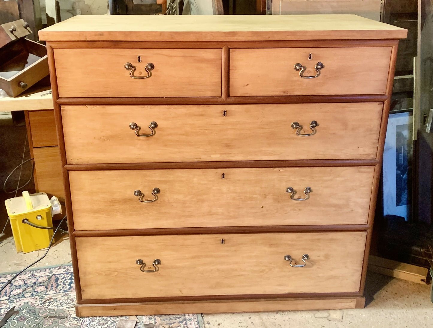 VICTORIAN PINE CHEST OF DRAWERS