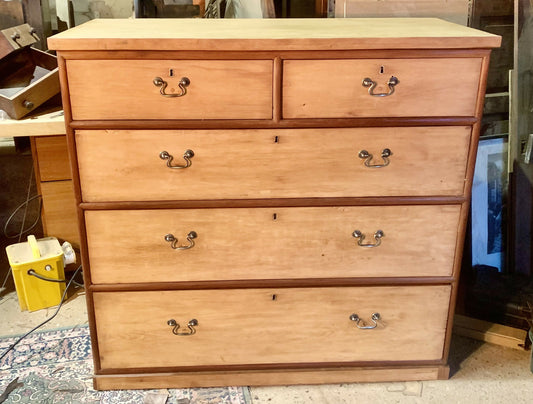 VICTORIAN PINE CHEST OF DRAWERS