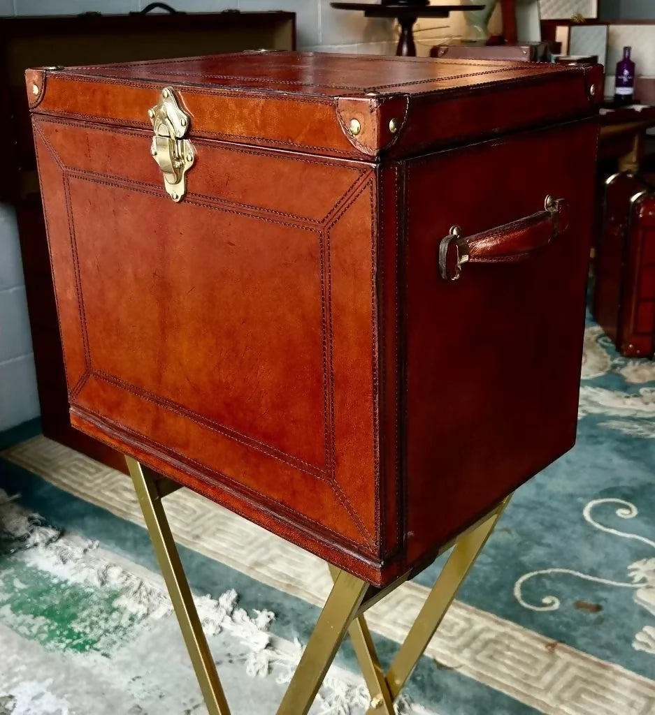 Vintage Style Leather Campaign Portable Drinks Picnic Bar On Stand incl Extras