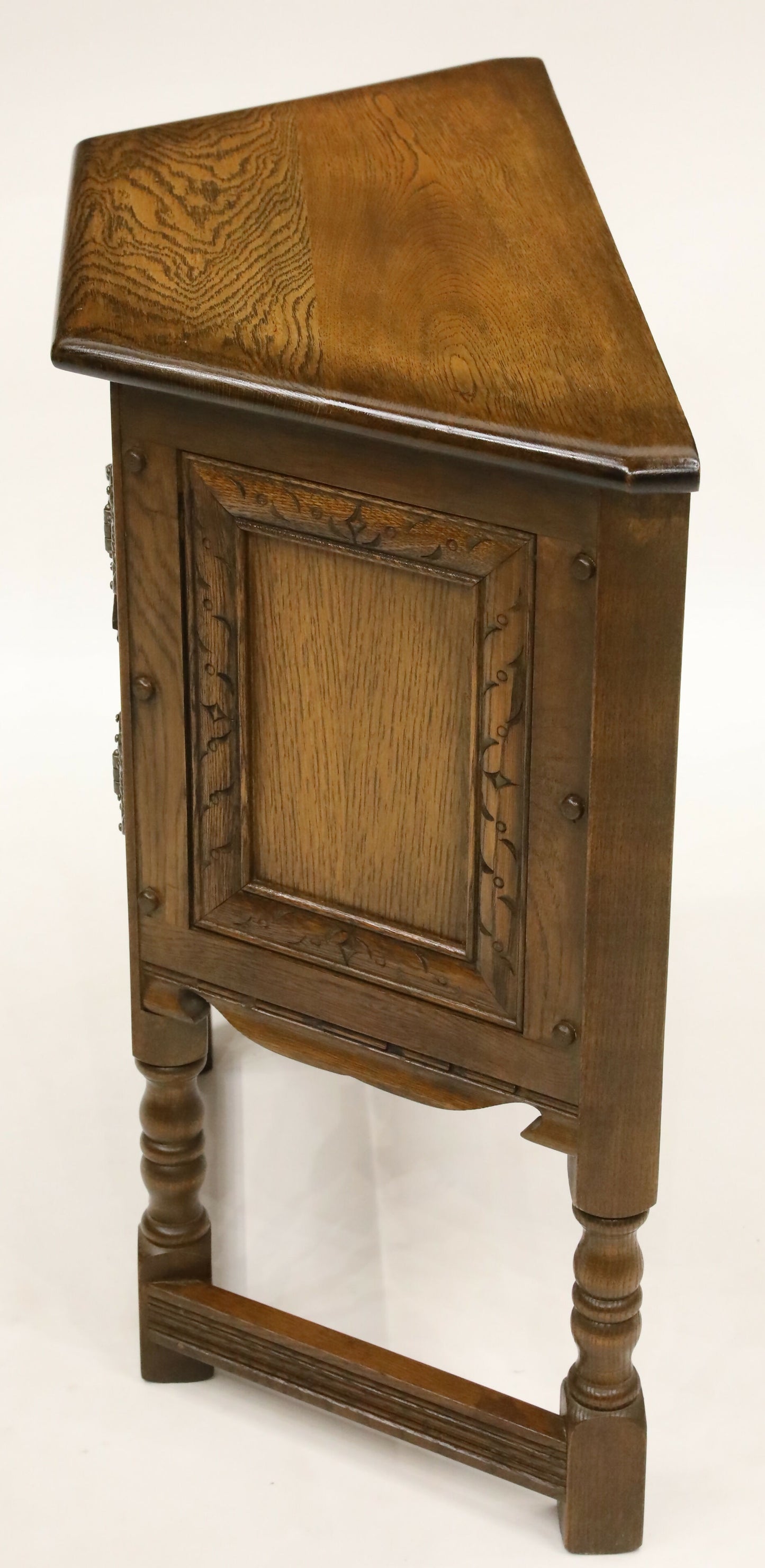 Old Charm Canted Table Sideboard Light Oak Finish FREE UK Delivery*. SBR7852/2303C