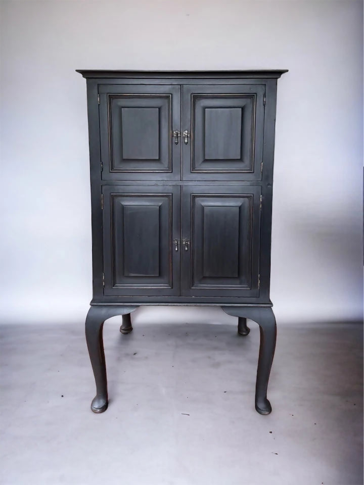Vintage Solid Mahogany Lift Top Black Painted Music Stereo Cupboard Cabinet