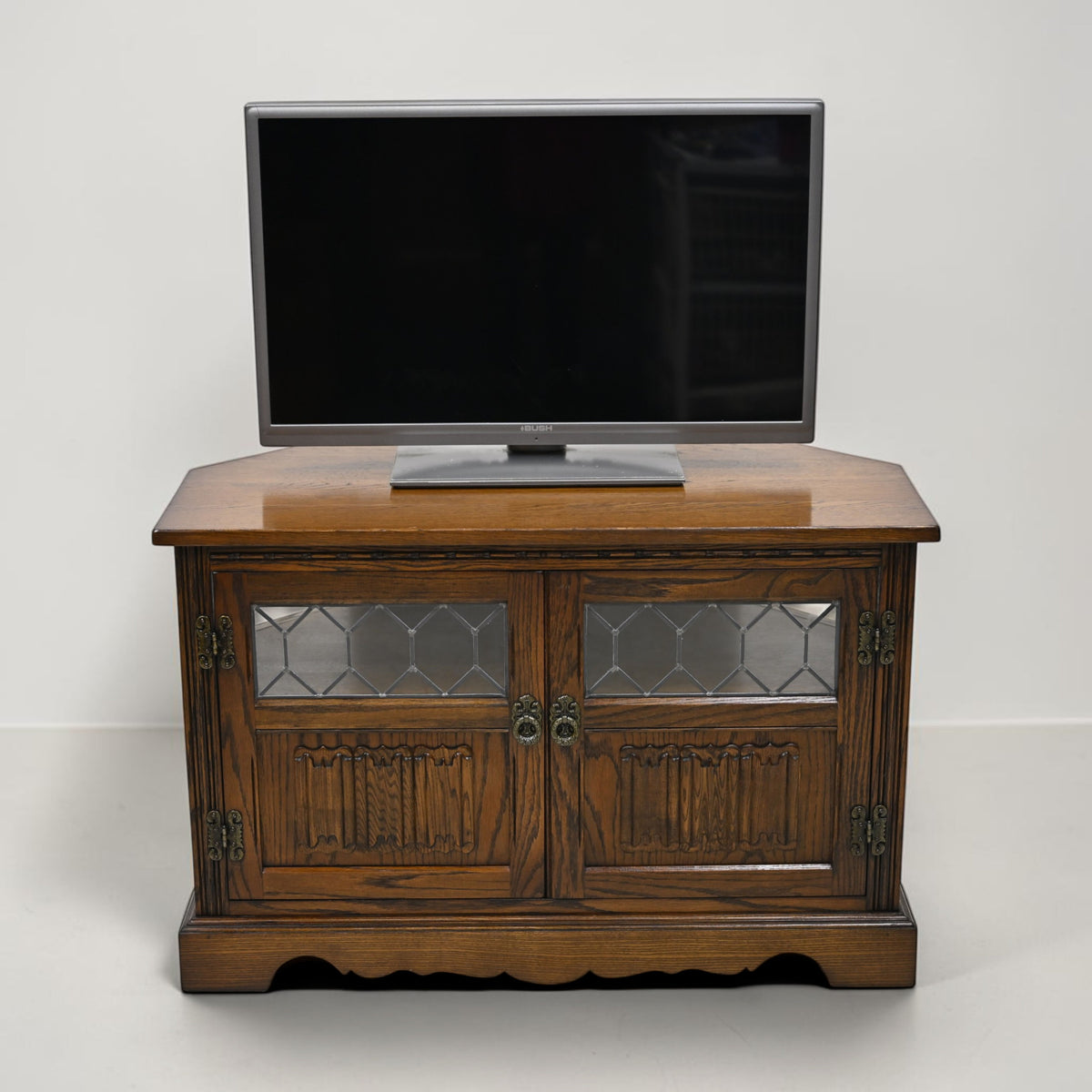 Old Charm Corner TV/Video Cabinet Light Oak Finish Model 2264 FREE UK Delivery*