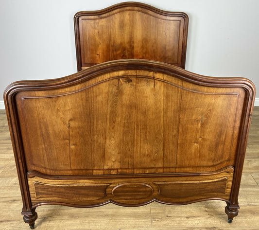 Bed Antique French Style Double Bed Frame Walnut Carved Headboard LOT 6407
