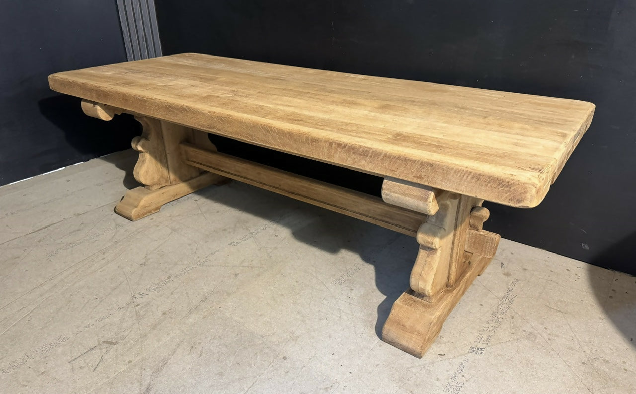 Large Extendable Bleached Oak Farmhouse Dining Table