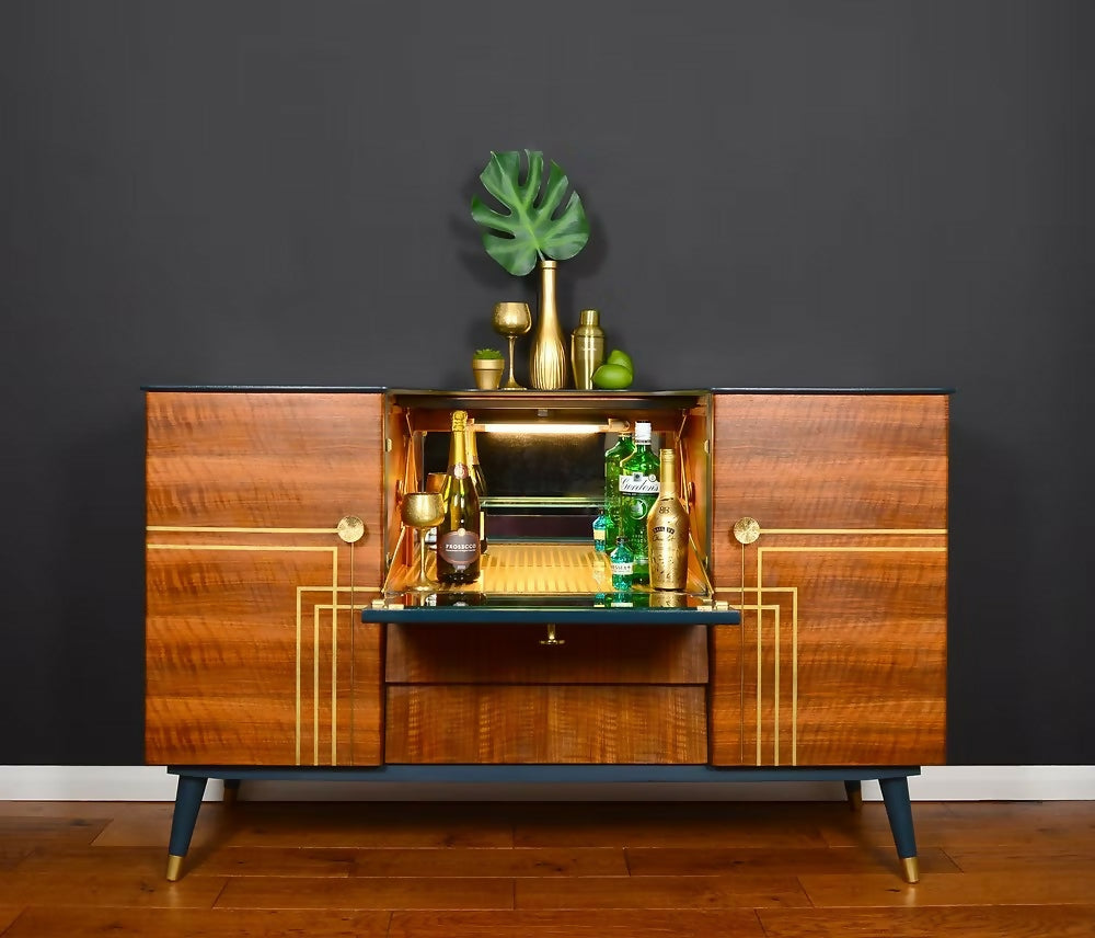 "Milan" Beautility Drinks Cabinet, Drinks sideboard, Vintage 1950's.