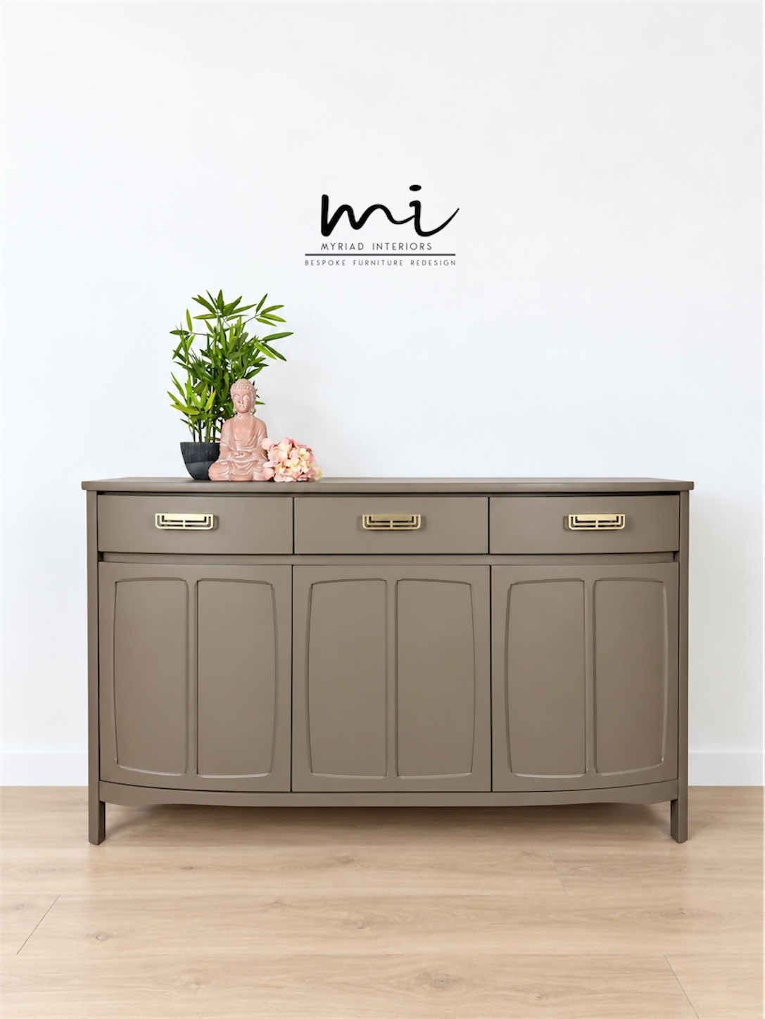 Refinished minimalist neutral taupe brown Nathan sideboard, mid century modern, tv stand, media unit, teak drinks cabinet, cocktail, console