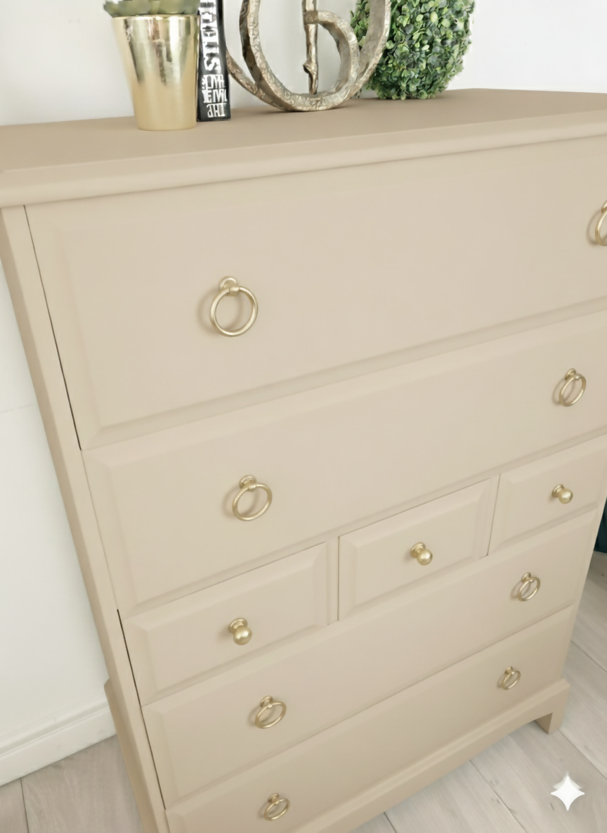 Stag minstrel tallboy in beige