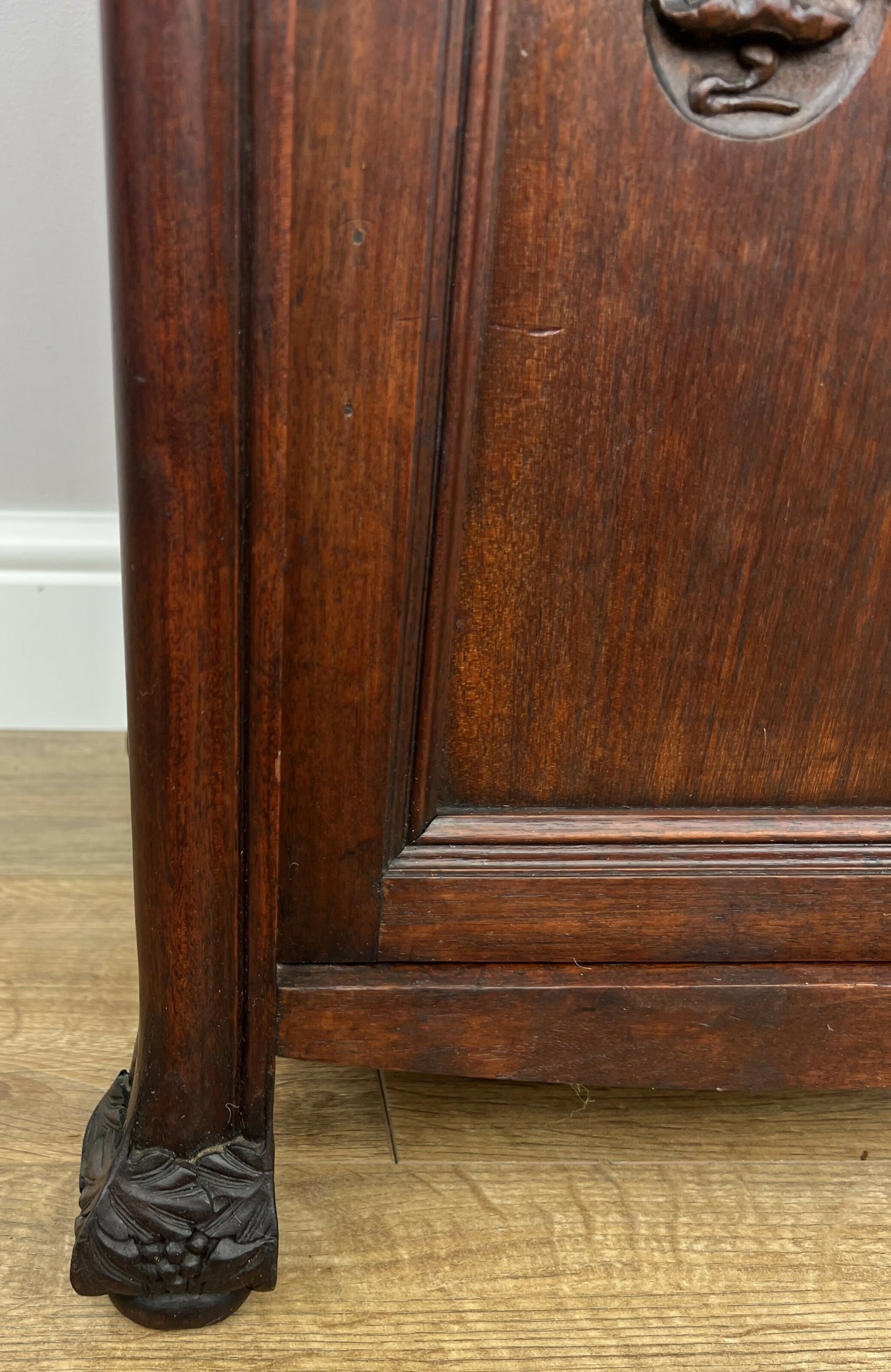 Bedside Table Antique French Style Marble Top Walnut Cabinet Nightstand LOT 6239