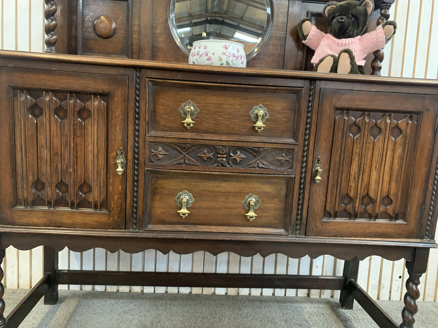 Vintage Jacobean Style MirrorBack Sideboard with 2 door and 3 Drawers .