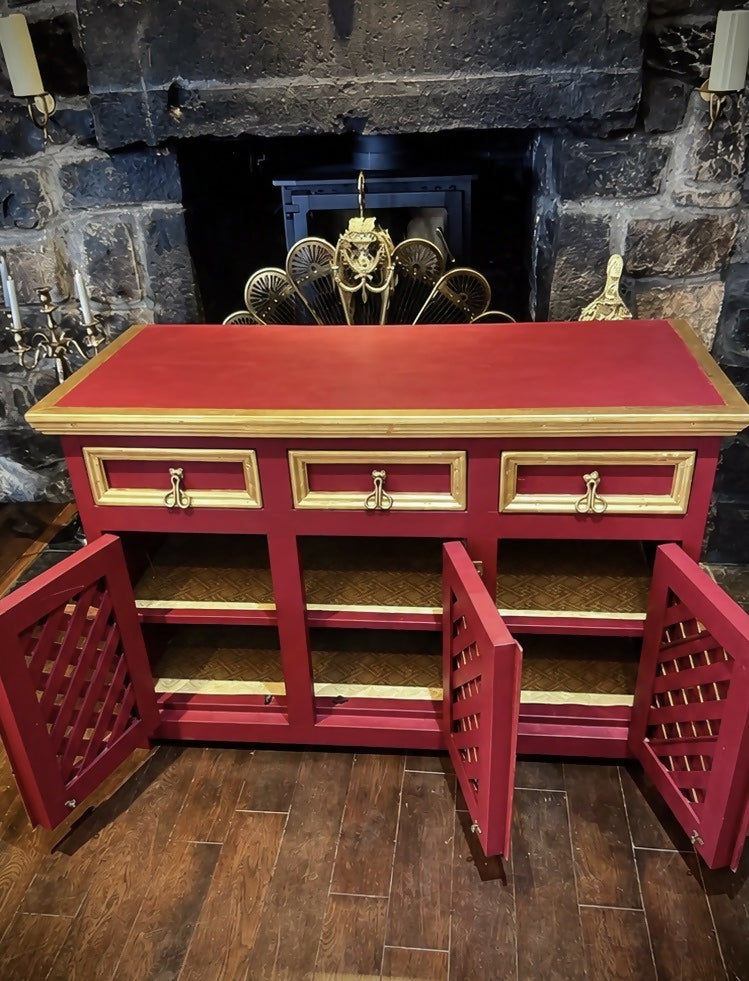 Vintage Chinoiserie Eastern Style Red & Gold Sideboard With Lattice Doors & Lined Interior