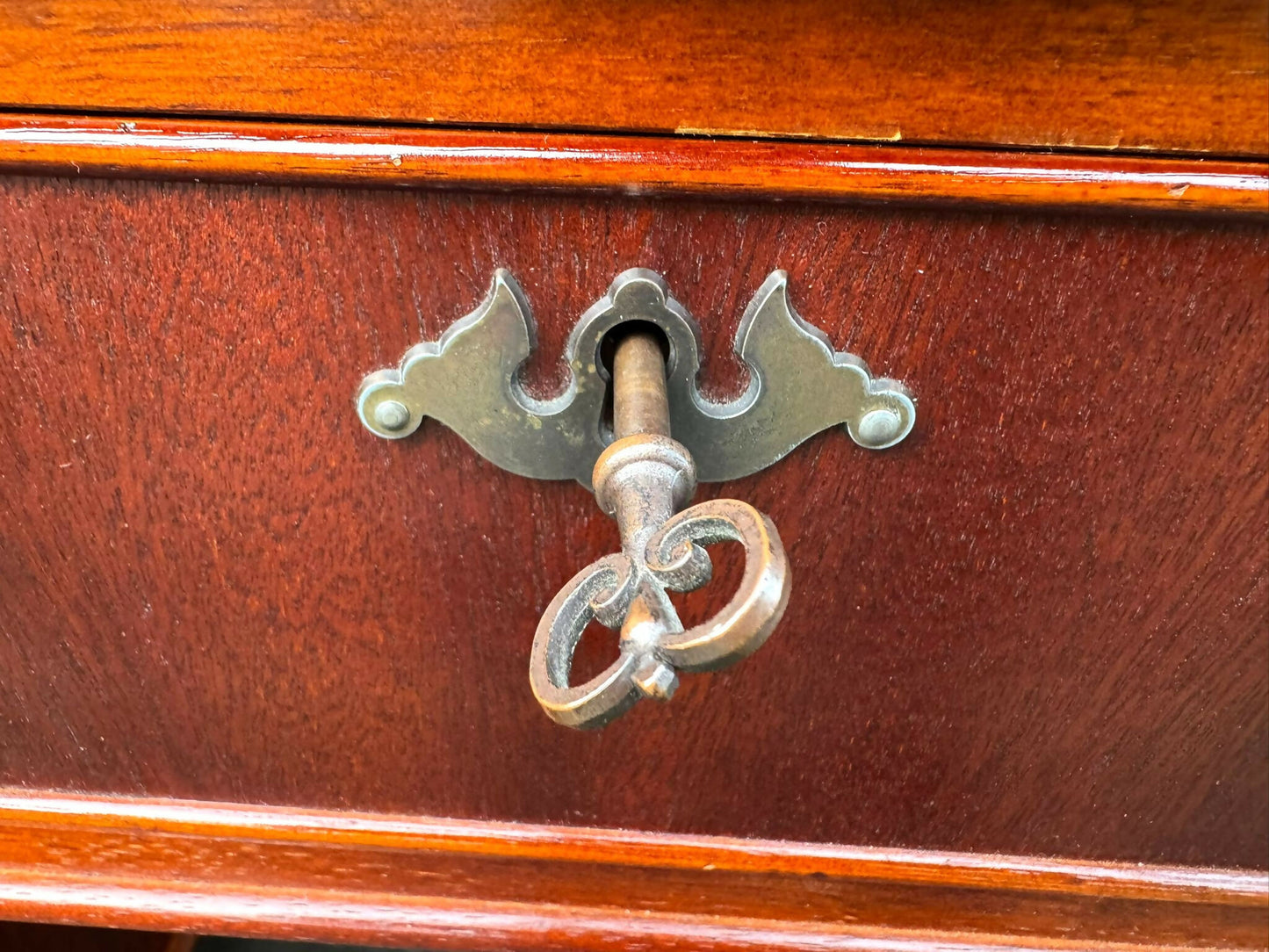 Mahogany Pedestal Writing Desk With Leather Top