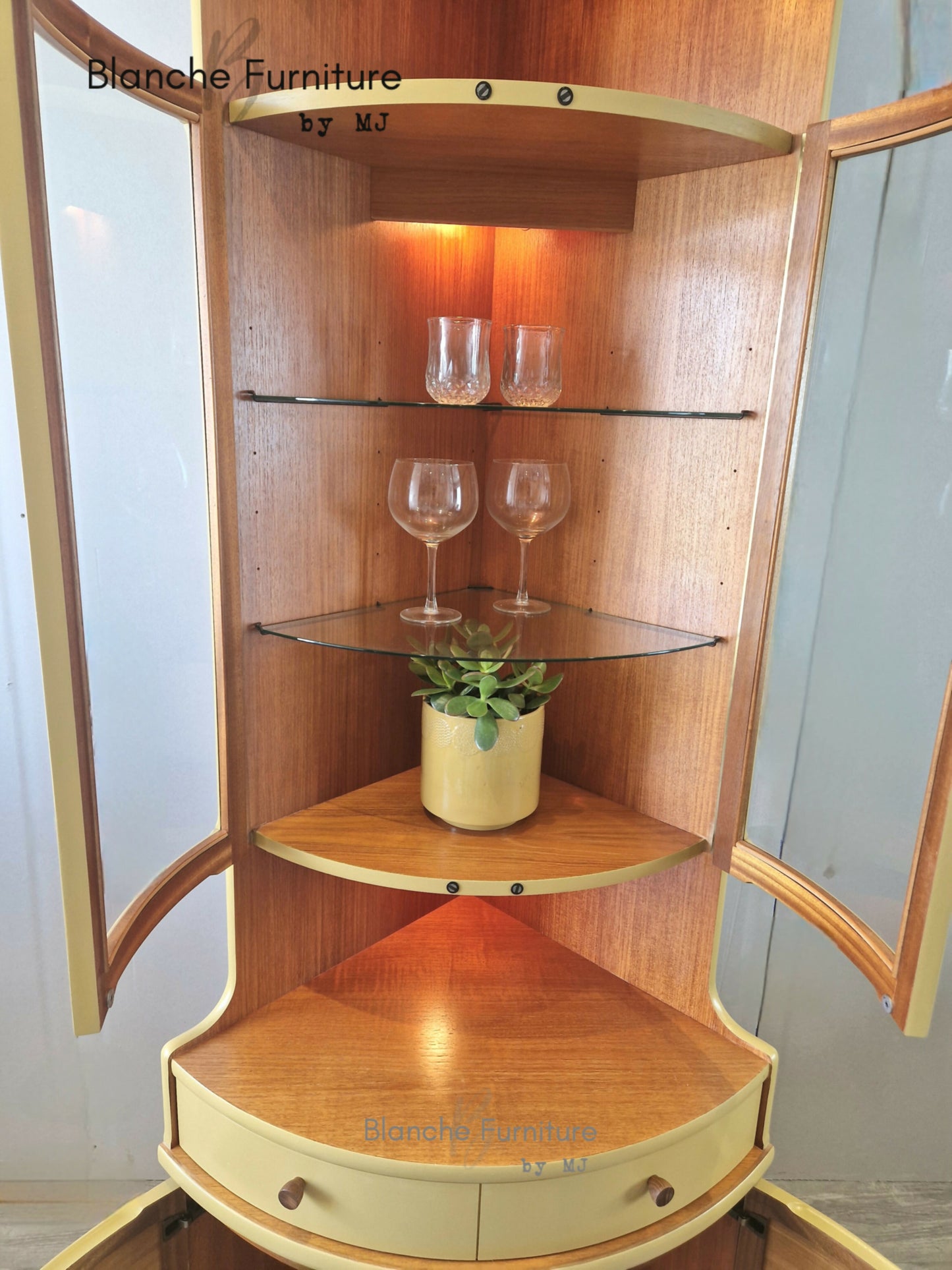 Tall, Mid Century Curved Corner Drinks Cabinet with lught - By Nathan