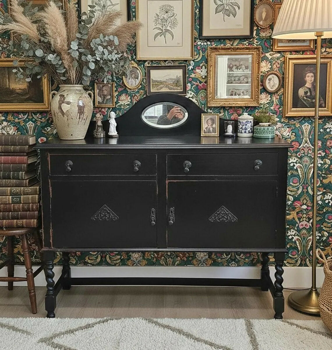 Vintage 1930s Oak Sideboard with Barley Twist Legs, Vintage Buffet Cabinet with Original Handles, Hallway Console, Country Cottage Fur