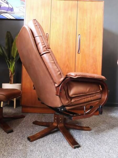 Vintage Recliner Armchair And Ottoman In Teak And Leather – Denmark, 1960s/1970s