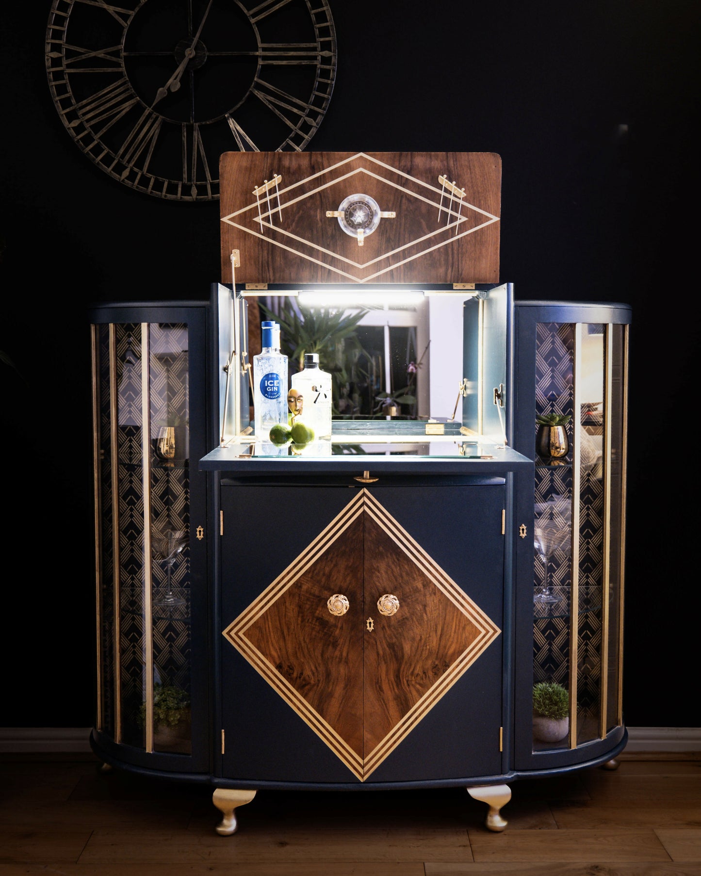 Art deco Cocktail Cabinet/ Drinks Cabinet/ Gin Cabinet