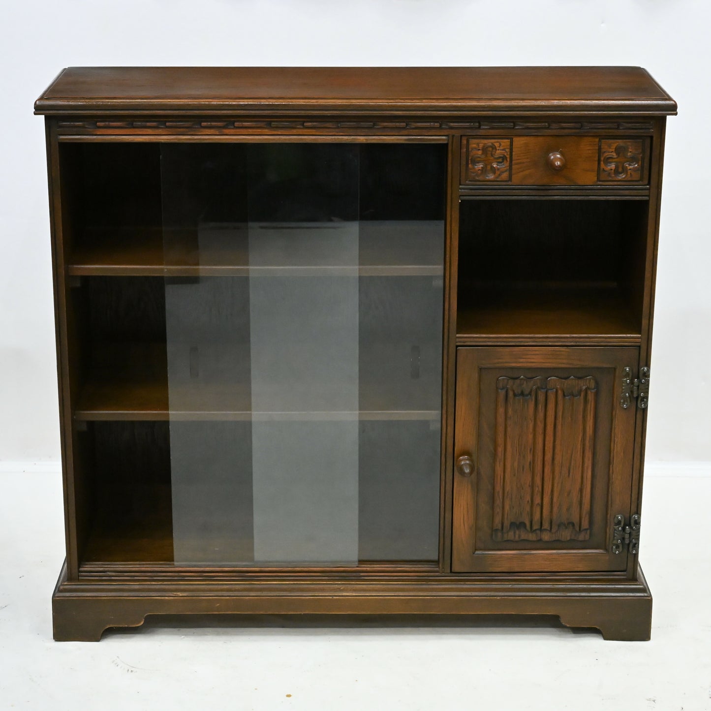 Old Charm Small Bookcase Drawer Cupboard Tudor Brown Model 1433 FREE UK Delivery. SBR10925/0909E