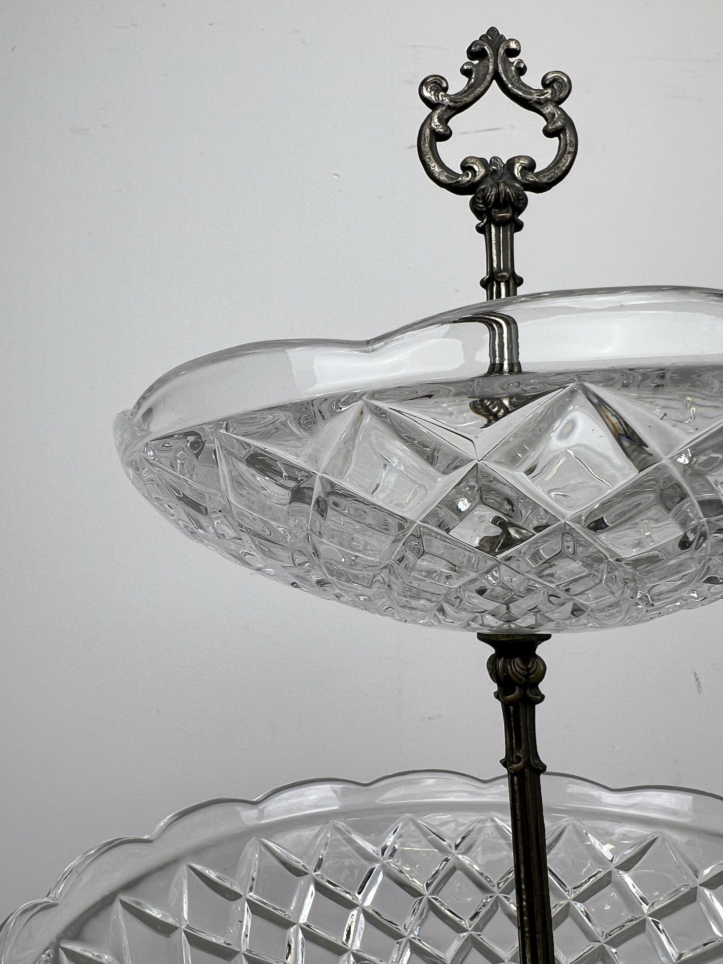 Bomboniere Vintage French Crystal Cut Three Tier Serving Cake Stand LOT 6439
