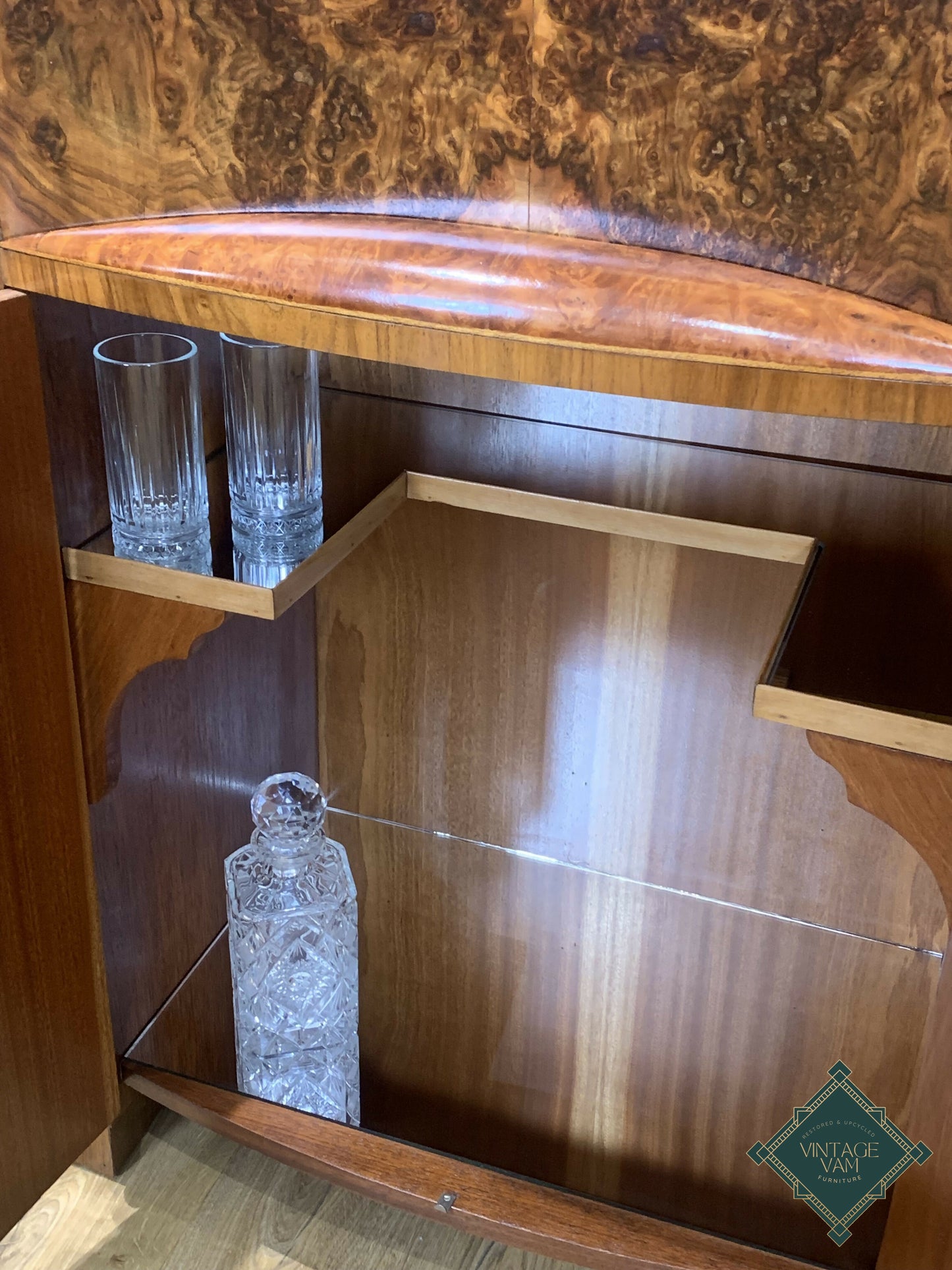 Art Deco drinks cocktail cabinet