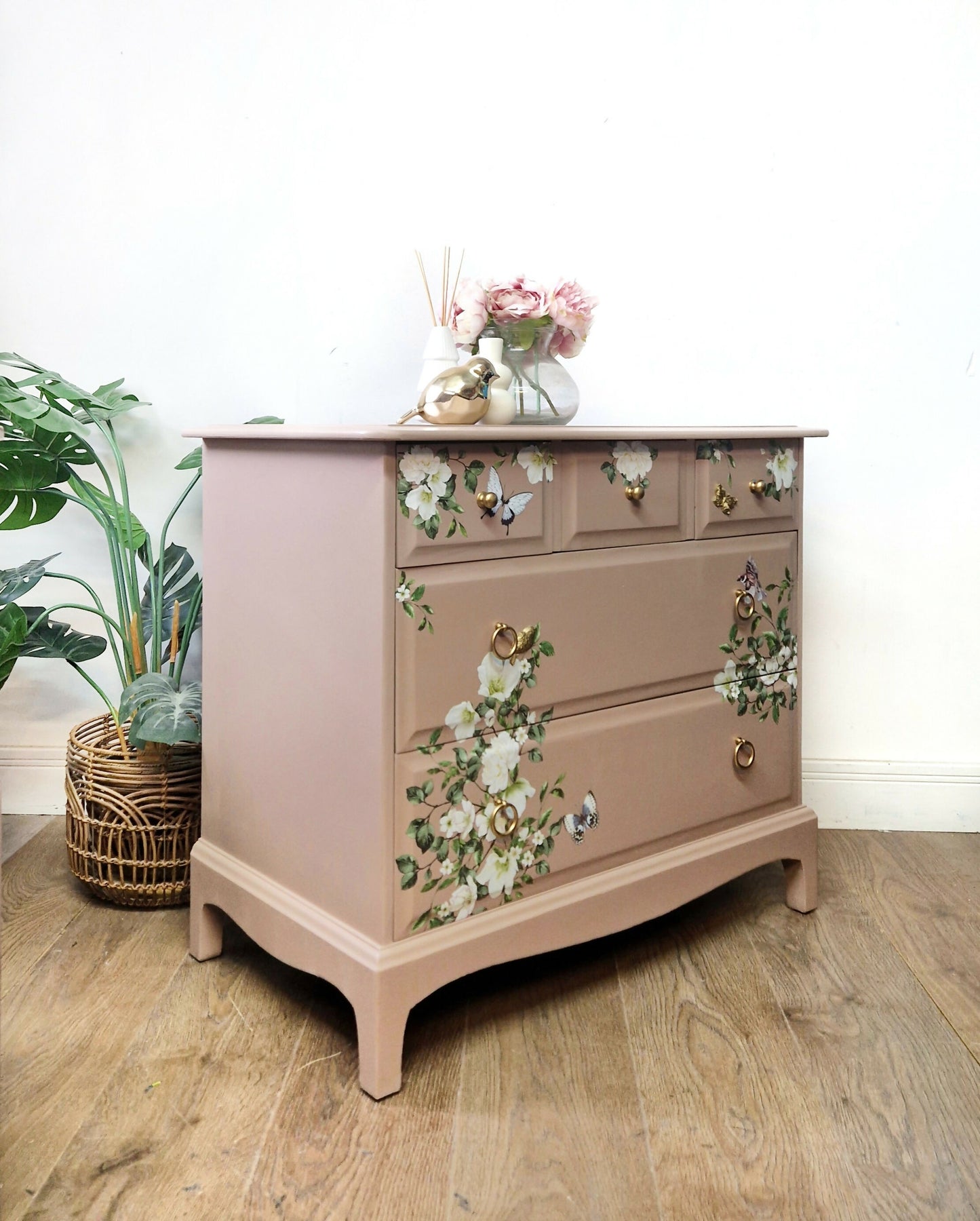 Stag pink trellis flowers 5 chest of drawers