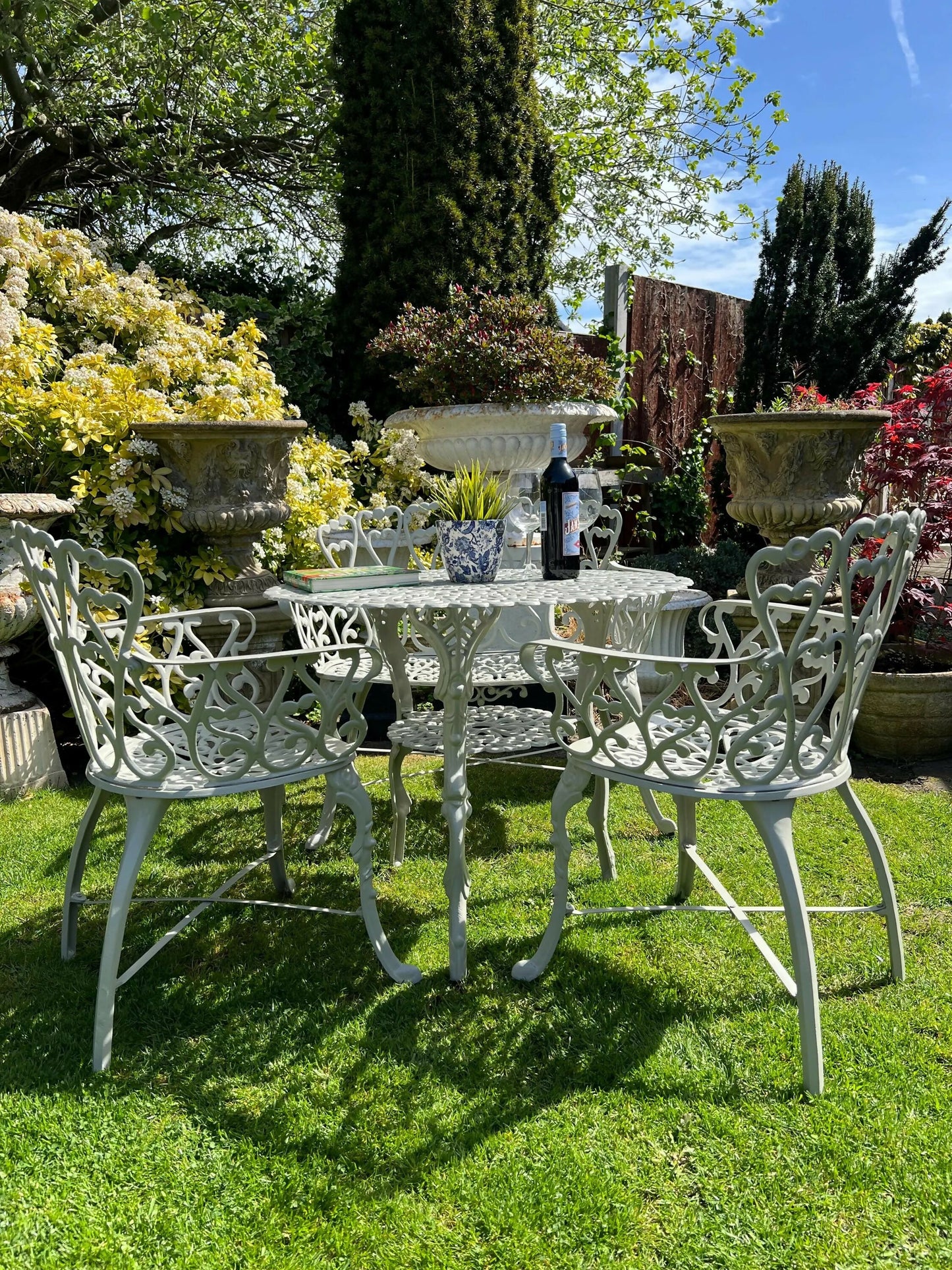 White Love Seat Patio Set with Bench in Pebble Grey